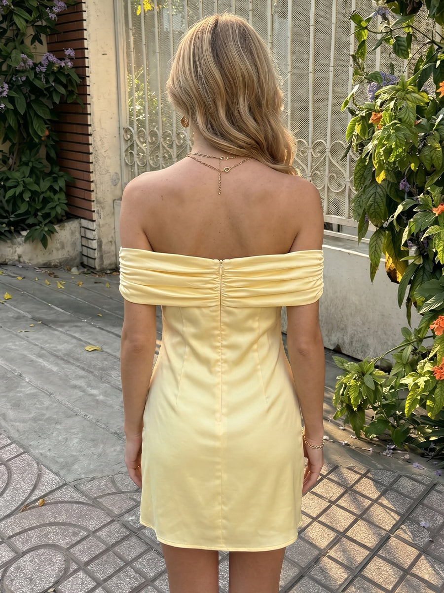 Sheath Off the Shoulder Satin Sleeveless Short Homecoming Dresses