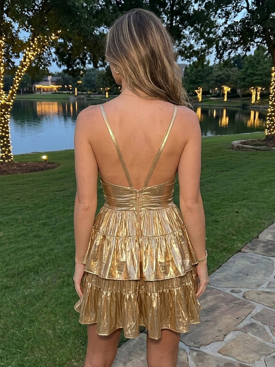 A Line Metallic Sweetheart Sleeveless Tiered Short Homecoming Dresses