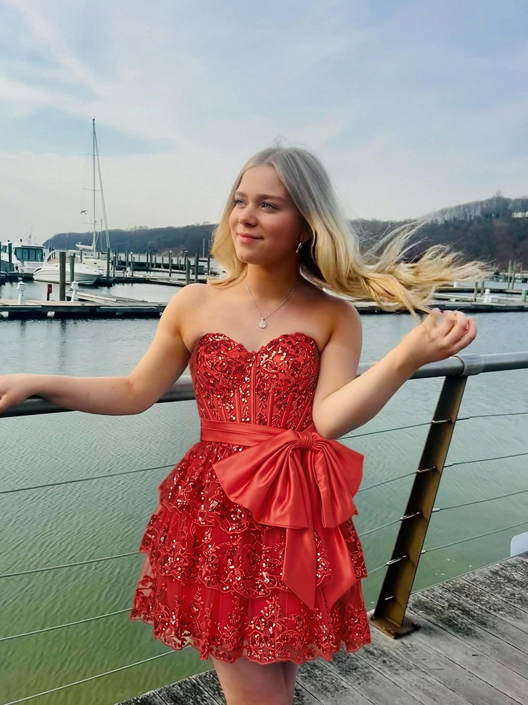 A Line Sequins Sweetheart Sleeveless Tiered Short Homecoming Dresses