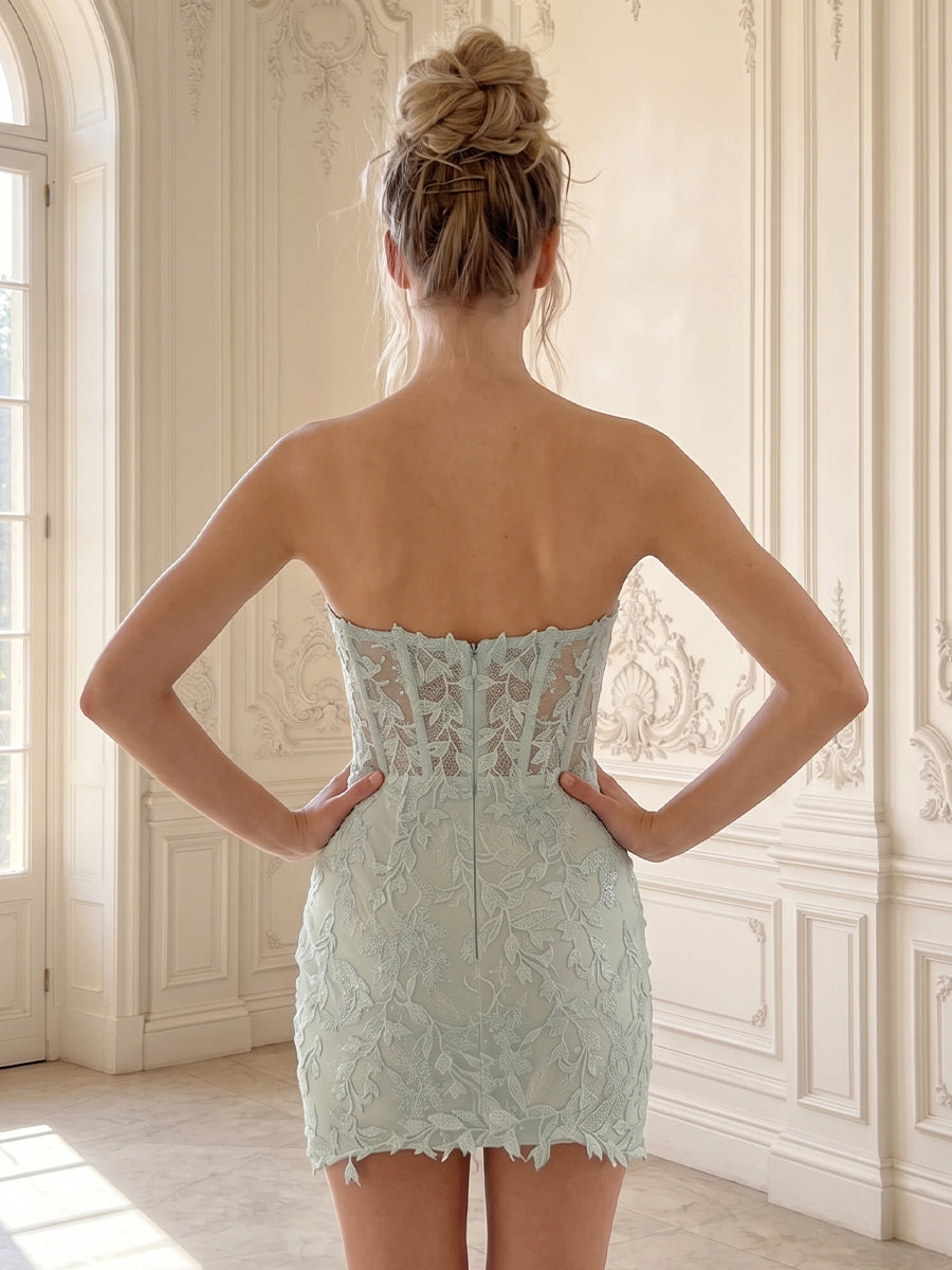 Sheath Satin Sweetheart Sleeveless Lace Applique Short Homecoming Dresses
