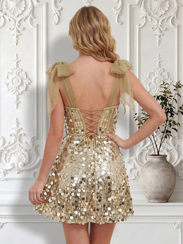 Sequins A Line V Neck Sleeveless Short Homecoming Dresses