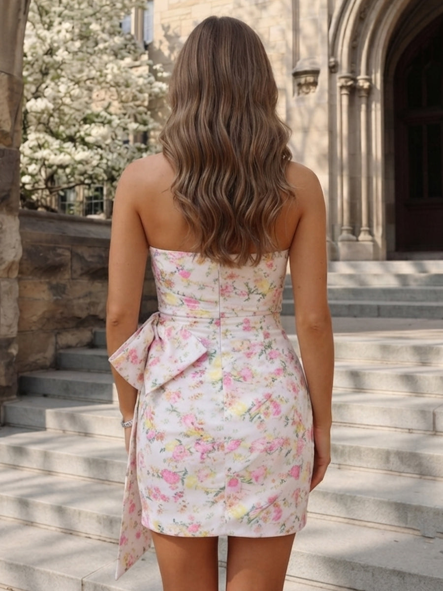 Sheath Strapless Pleated Sleeveless Short Homecoming Dresses