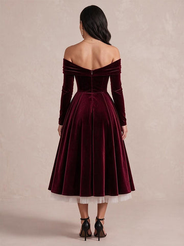 Burgundy A Line Tea Length Velvet Wedding Guest Dresses Off Shoulder Sweetheart Cocktail Dresses Plus Size