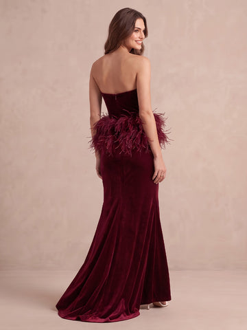 Burgundy Mermaid Long Velvet With Feather Trim Wedding Guest Dresses Strapless Sweetheart Formal Dresses