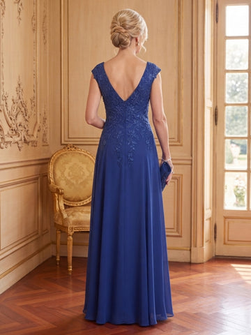 Chiffon A Line V Neck Sleeveless Long Mother of the Bride Dresses with Slit