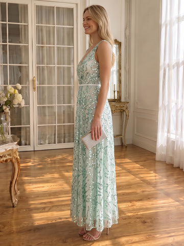 V Neck Green Sequin Tulle Prom Dresses With Sash Tie Waist Floor Length Sleeveless