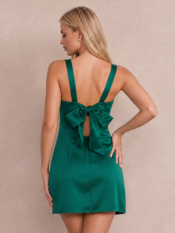 Emerald Green Sheath Mini Satin Square Neck Party Dresses