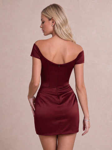Burgundy Sheath Off Shoulder Sweetheart Neck Mini Satin Party Dresses