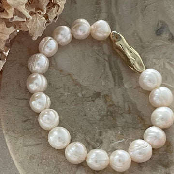 Natural Freshwater Pearl Bead Bracelets with Gold Hook